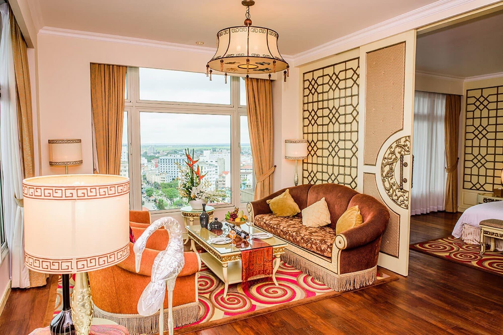 Ttc Imperial Hotel Hue Exteriör bild