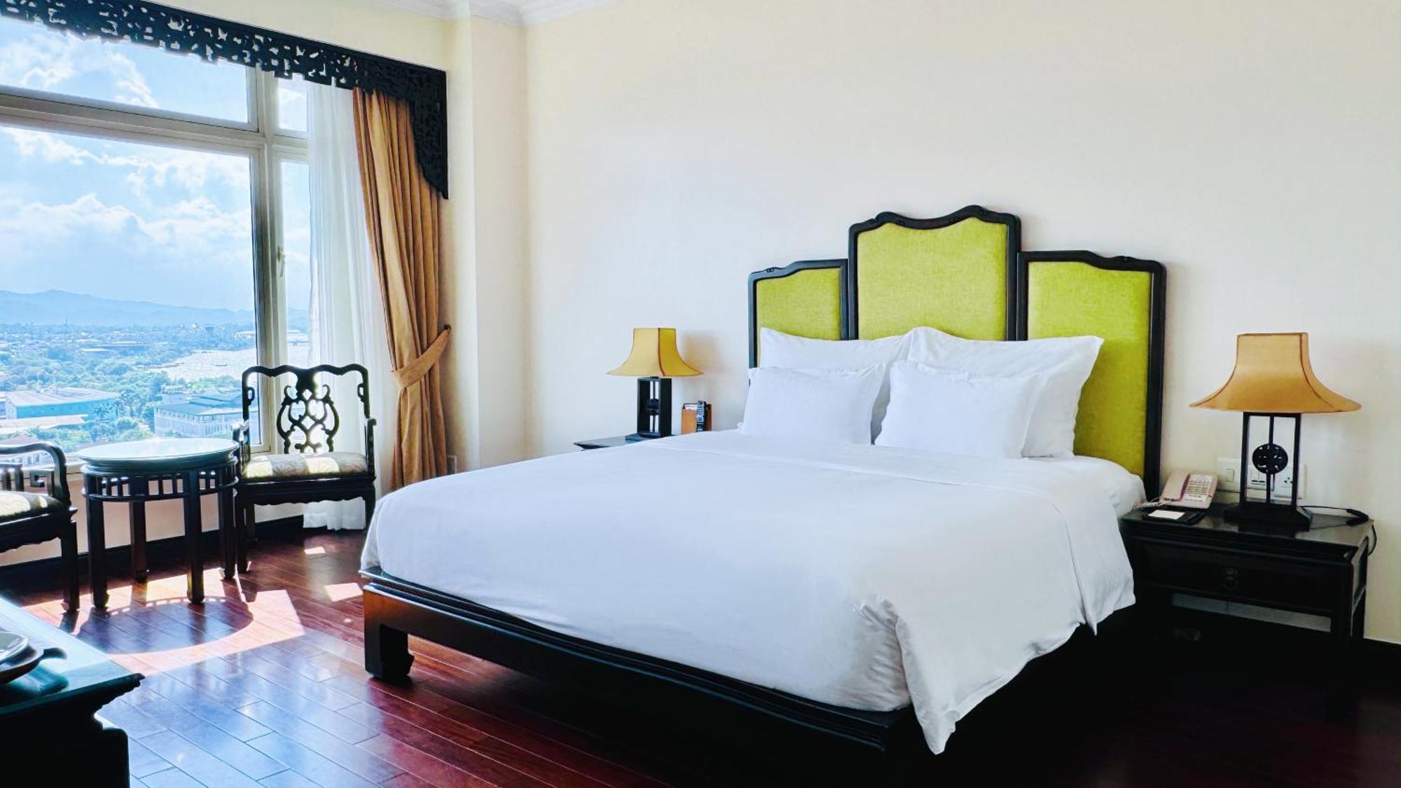 Ttc Imperial Hotel Hue Exteriör bild