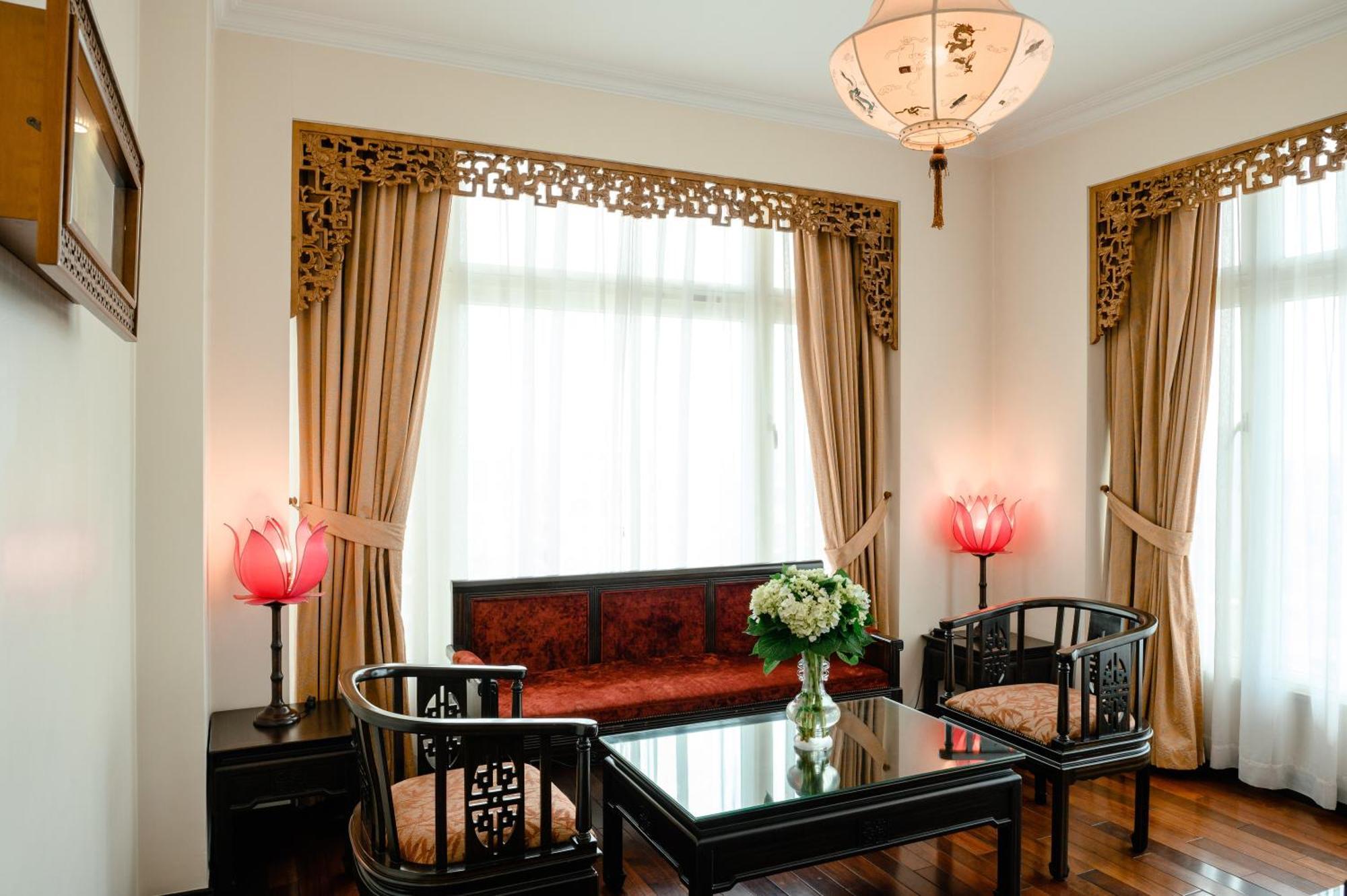 Ttc Imperial Hotel Hue Exteriör bild