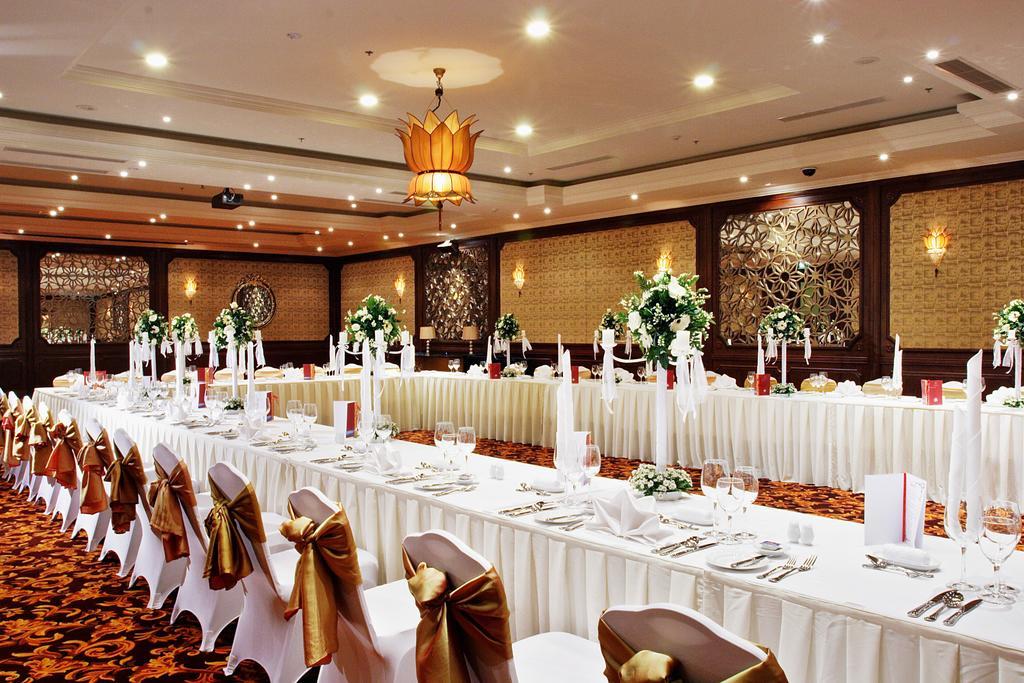 Ttc Imperial Hotel Hue Exteriör bild